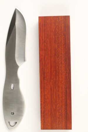 OTTER SKINNER - S106 - PADAUK KNIFE KIT