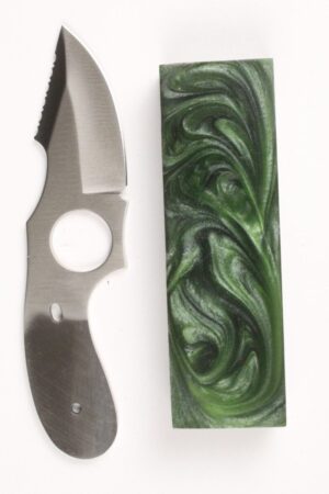 RAPTOR SKINNER KNIFE KIT- S7 - GREEN RESIN