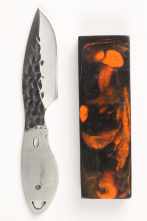 Otter skinner knife kit with hammered 440C blade and black orange resin handle scales