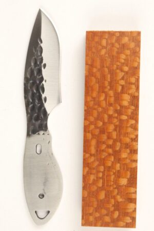 Otter skinner knife kit with hammered 440C blade and leopardwood handle scales