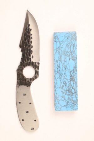 YUKON SKINNER HAMMERED KNIFE MAKING KIT - SCF183 TURQUOISE