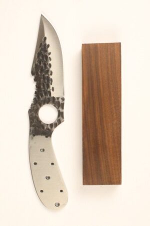 YUKON SKINNER HAMMERED KNIFE MAKING KIT - SCF183 WALNUT