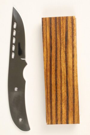 BADLANDS SKINNER KNIFE KIT SM27 - ZEBRAWOOD