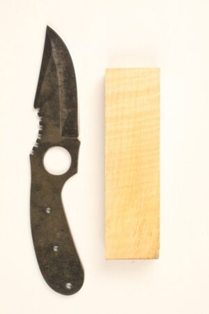 YUKON SKINNER STONEWASHED KNIFE MAKING KIT - SW183 TIGER MAPLE