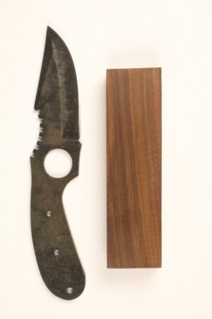 YUKON SKINNER STONEWASHED KNIFE MAKING KIT - SW183 WALNUT