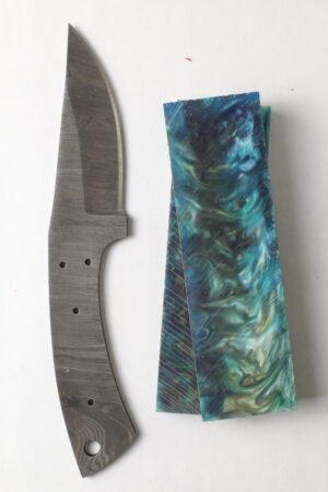 Night Reaver MAR747 knife kit with crazy waves resin handle