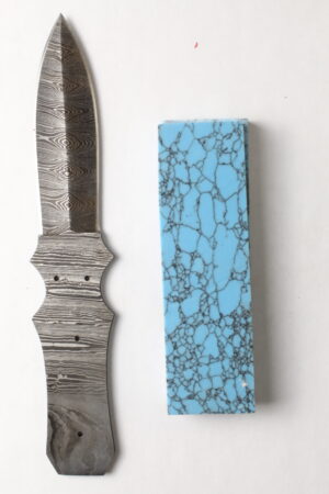 Blackthorn Damascus knife kit DM750 with twist pattern steel blade