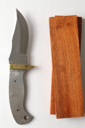 Shadowfang knife kit S713 with 440C stainless steel blade ready for assembly