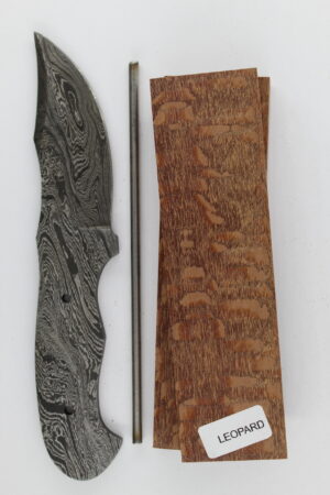 Damascus knife kit with clip point Damascus steel blade with leopardwood